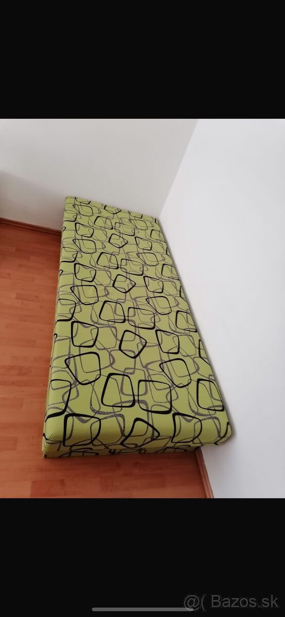 Jednolôžková válenda