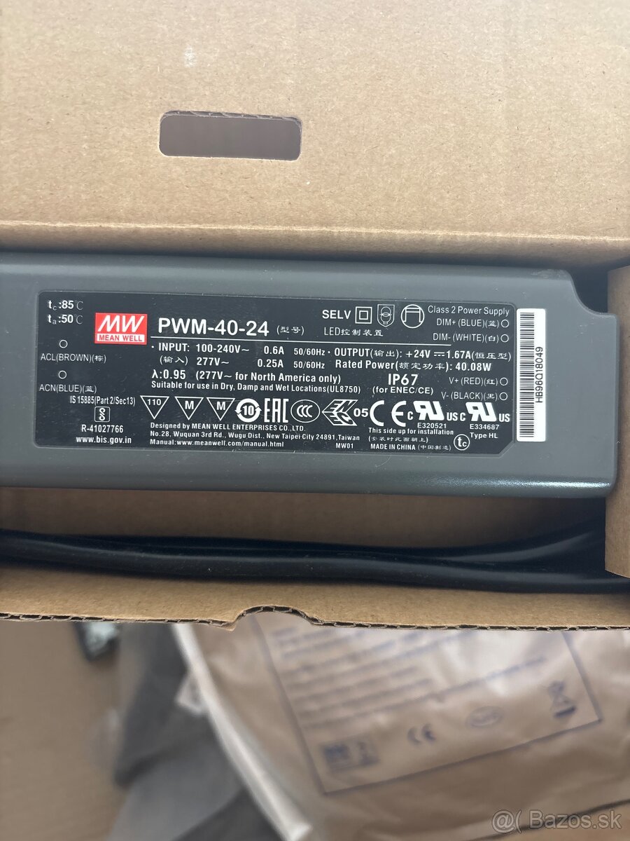 Napájací zdroj +led pásik