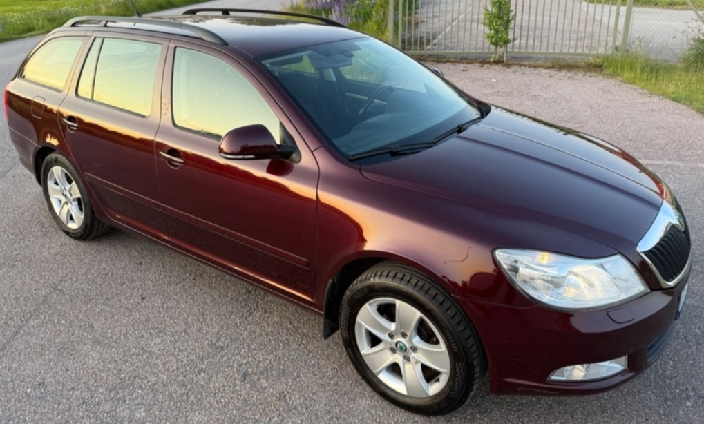 ŠKODA OCTAVIA 1.6MPI