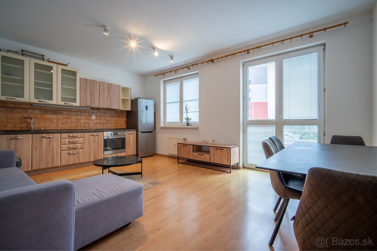 Predaj: 3 izbový byt 76 m2, Petržalka, Bratislava