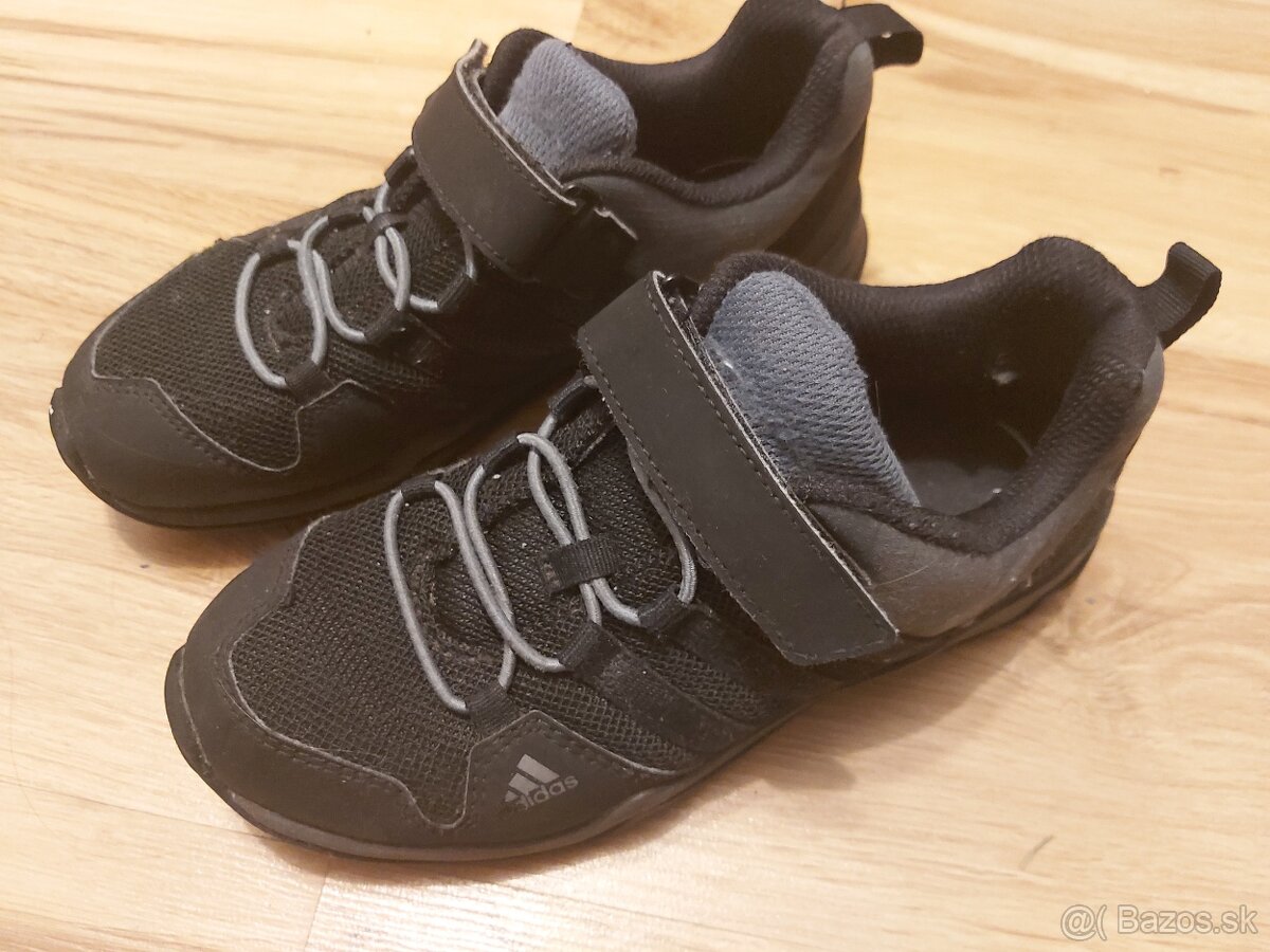 Adidas terrex veľ. 33
