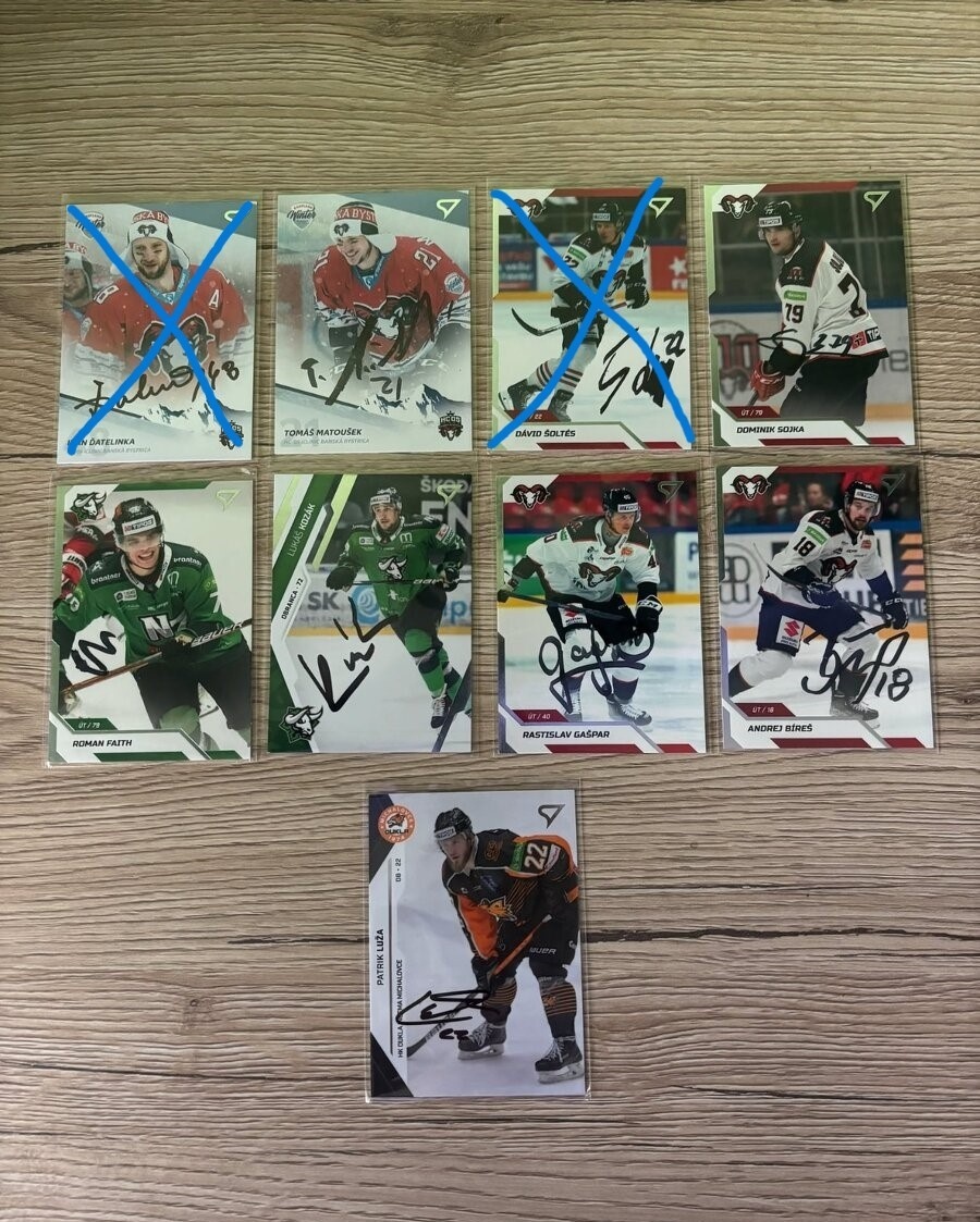 Podpísané hokejové kartičky hokejistov Banská Bystrica