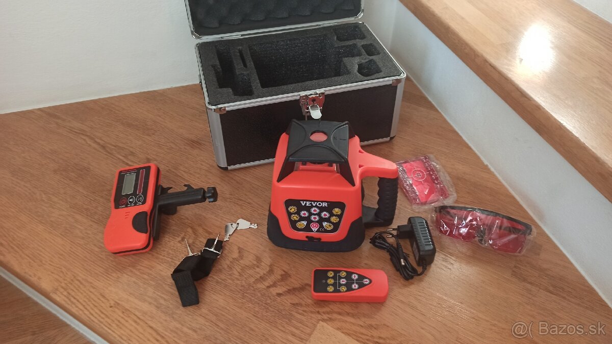 Červený rotačný laser a príslušenstvo