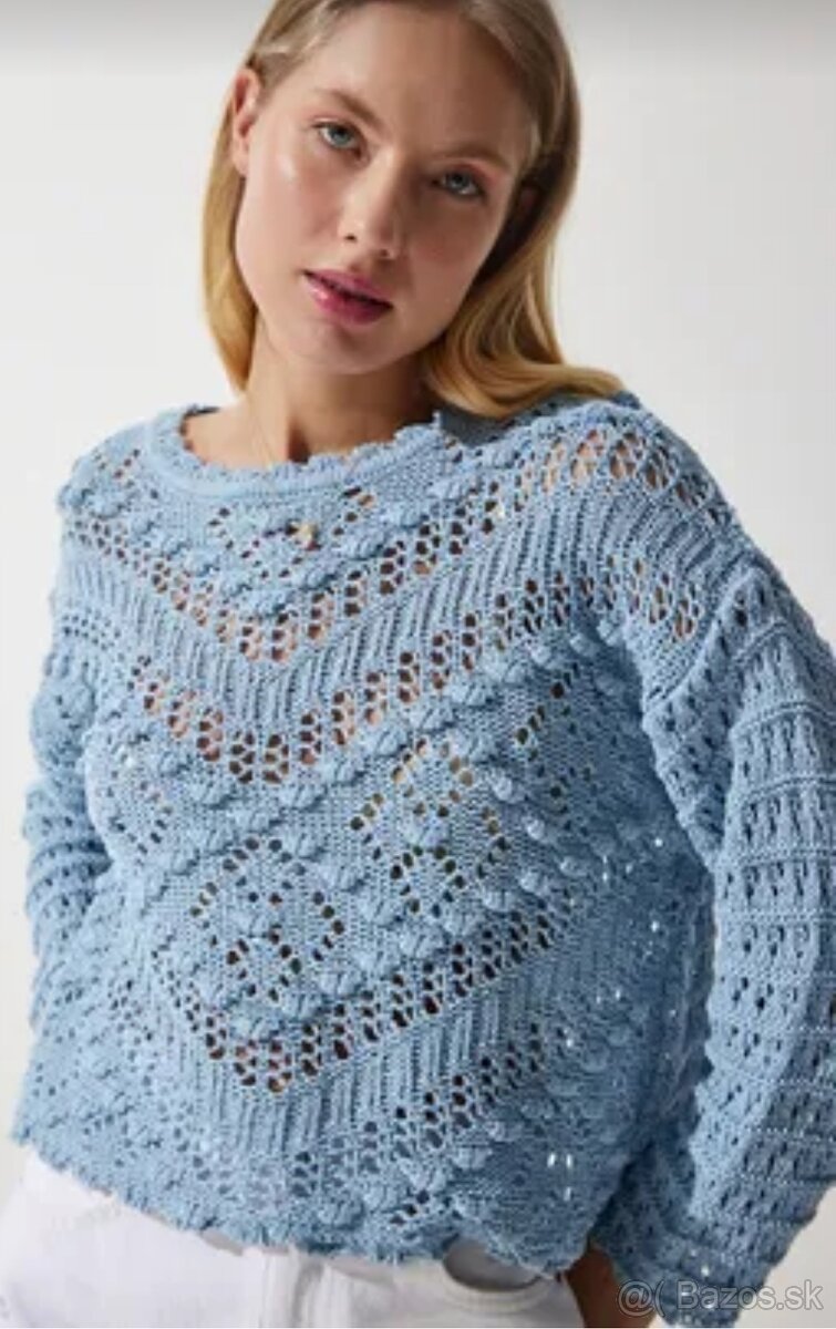 Oversize svetrik do pasa