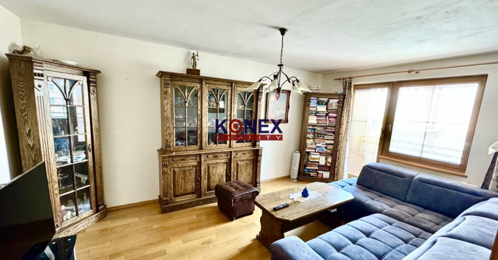 Priestranný 3-izbový byt po rekonštrukcii - Partizánska ulic