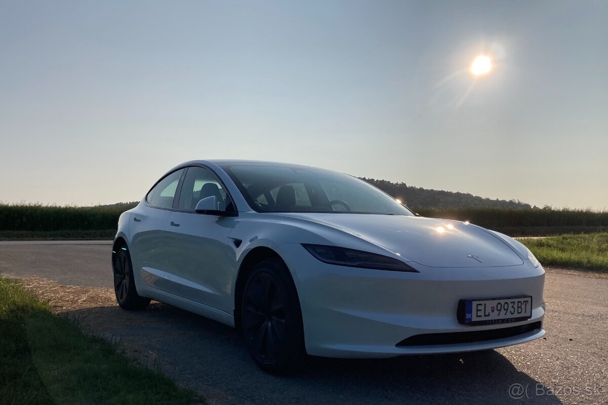 Tesla Model 3 Long Range RWD Highland