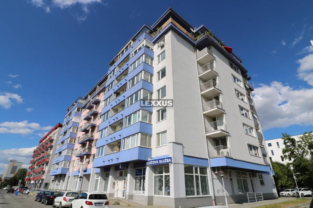| kancelársky priestor, Ružinov, ul. Sv. Vincenta, 82,60m2