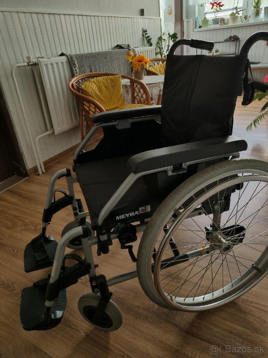 Predám invalidný vozík