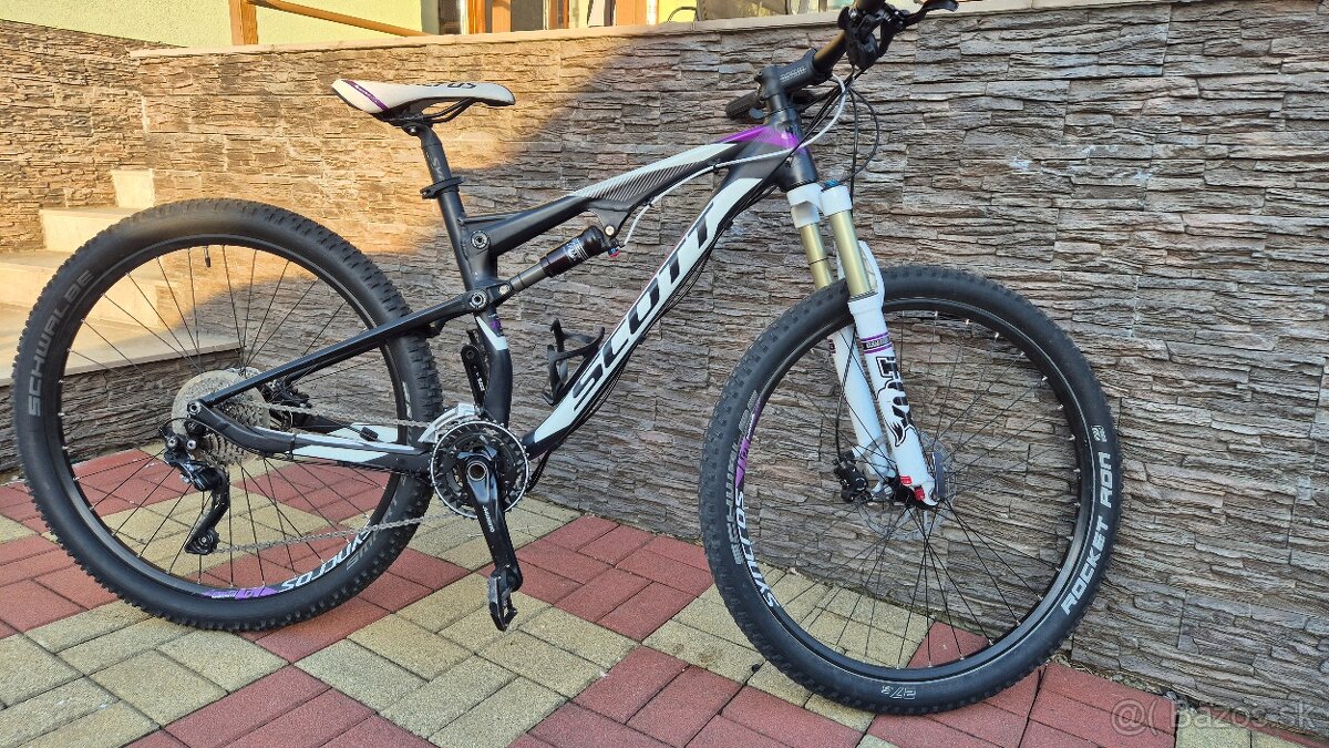 Celoodpružený horský bicykel značky SCOTT