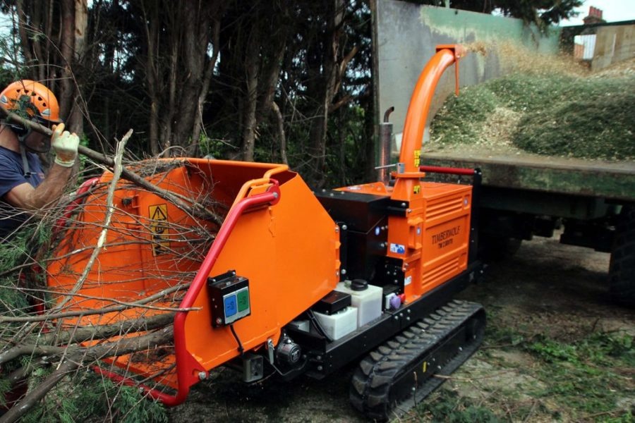 ♻️ Prenajmem profesionálny drvič /štiepkovač/ konárov. ♻️