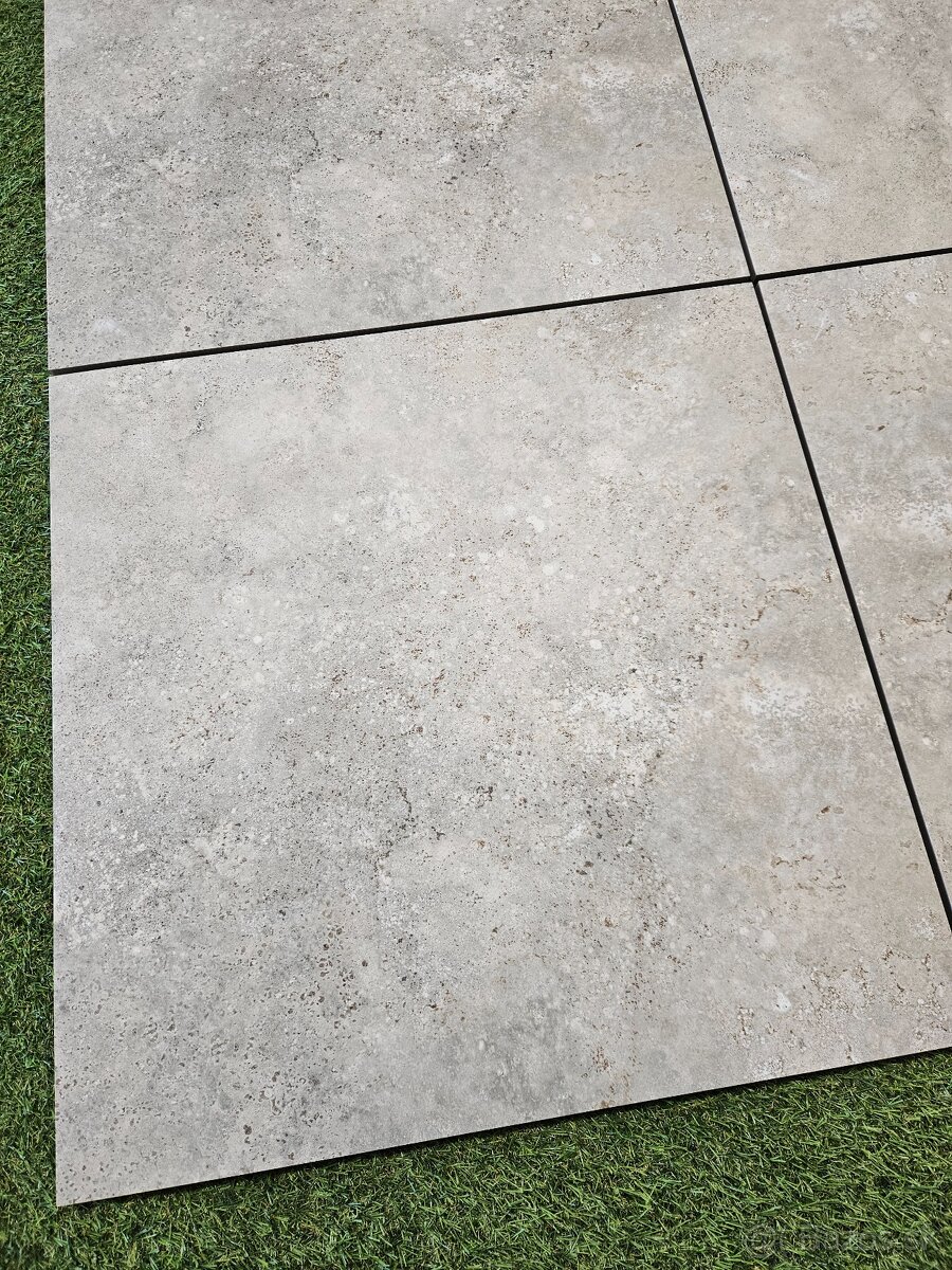Dlažba hrubka 2 cm, aj na terče 60x60, vzhľad travertín