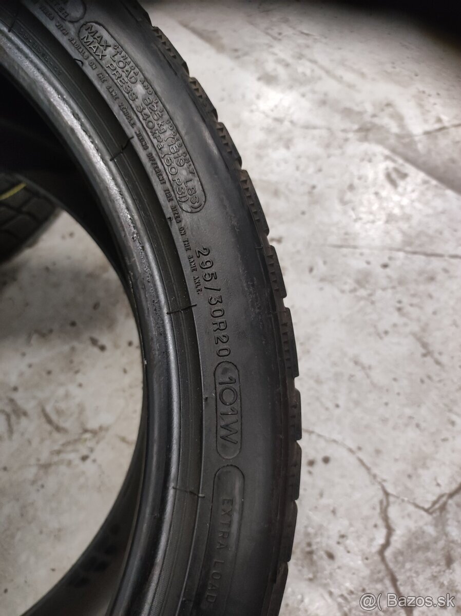 ⬇️295/30 R20⬇️