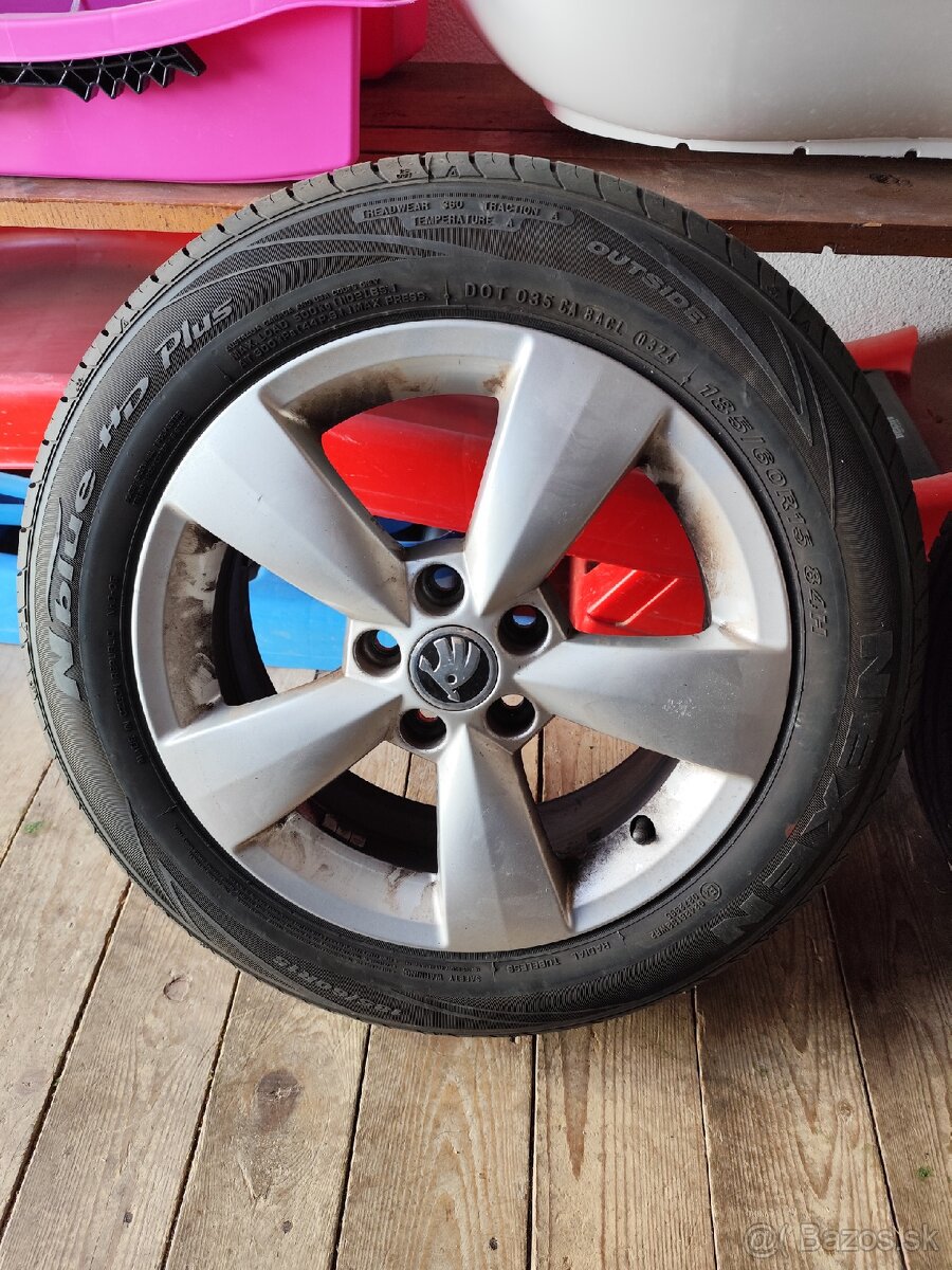 185/60R15 Nexen nblue