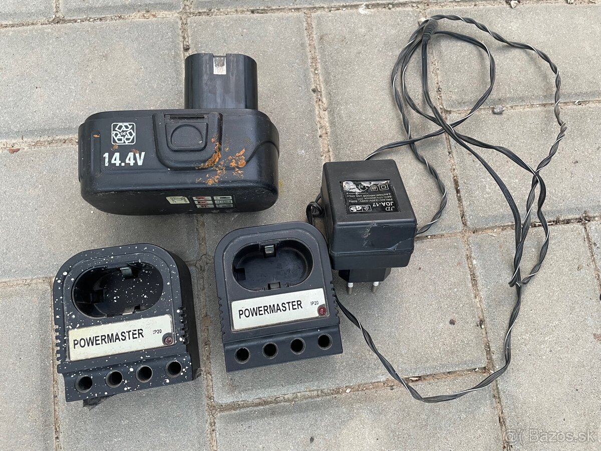 Predám nabijacku a baterku POWERMASTER