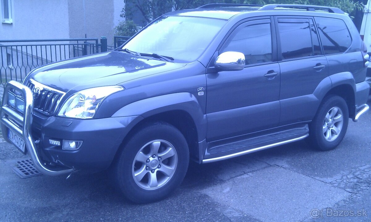 Toyota Land Cruiser 3.0 D-4D. A/T