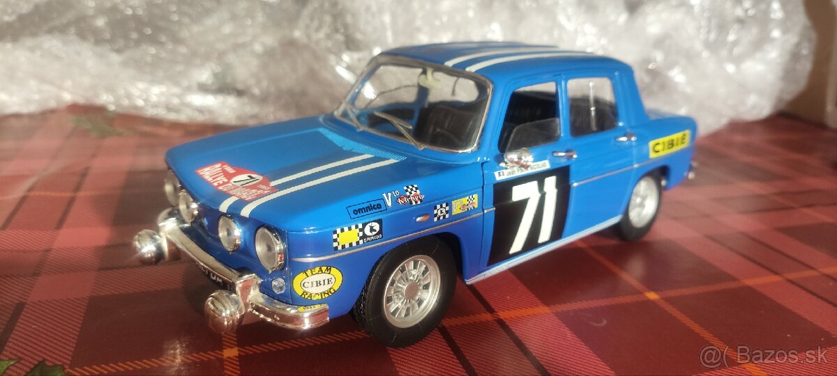Renault Mercedes 1/18