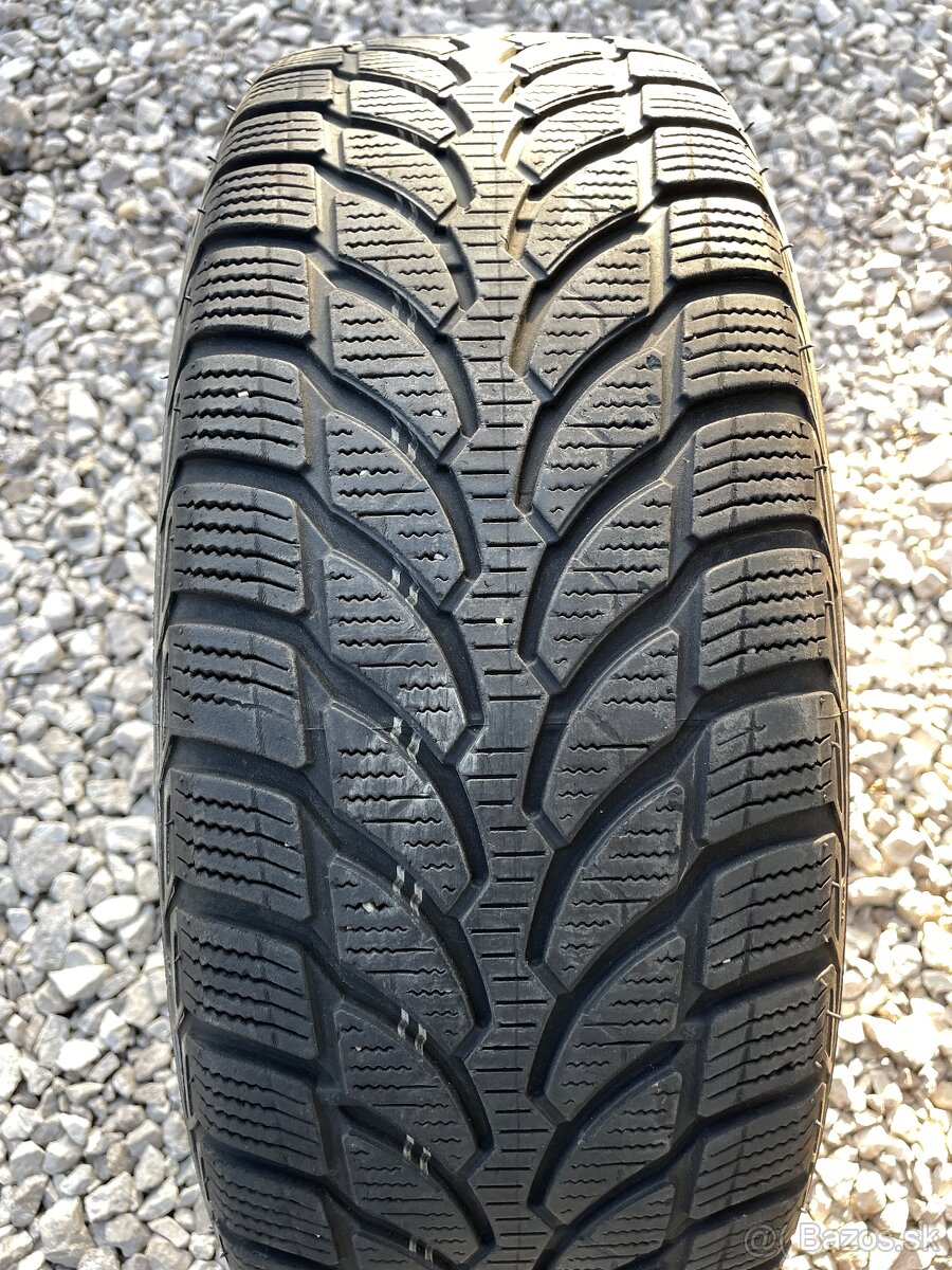 Zimné bridgestone 205/60r16 plecháče