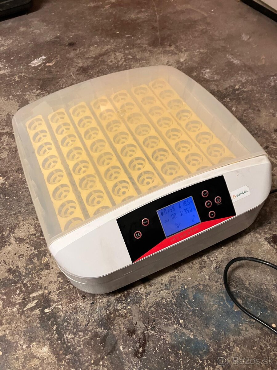 Automatická liaheň na 56 vajec