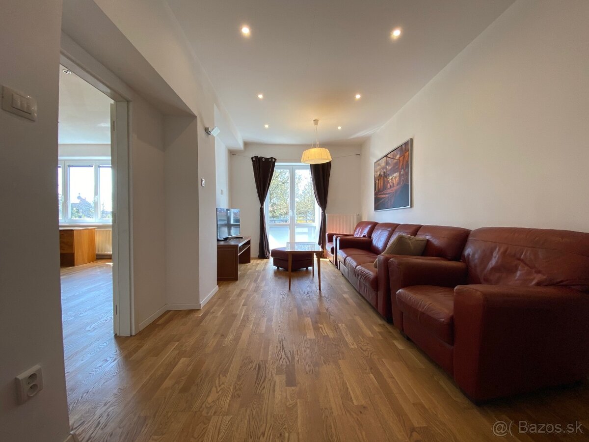 Prenájom zariadeného 4-izb. bytu s wifi