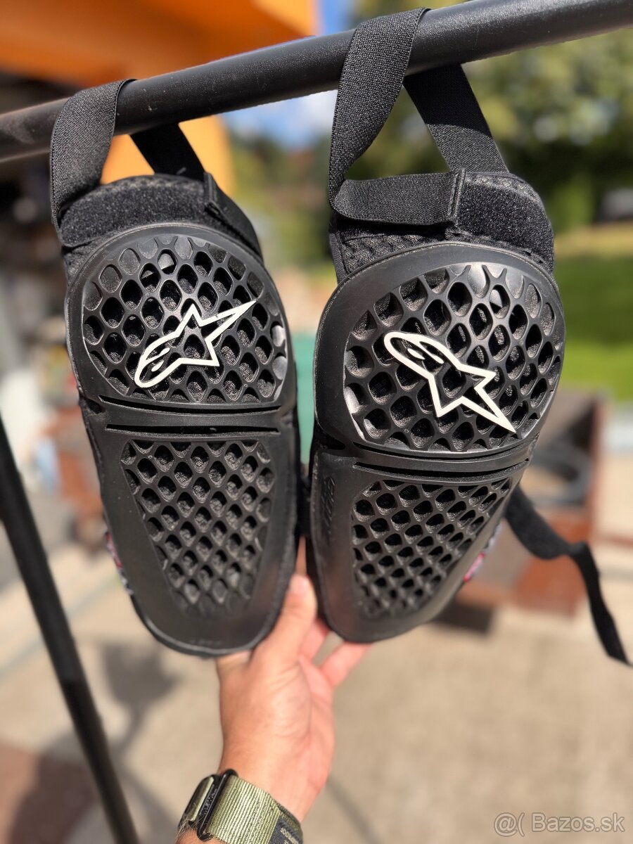 Alpinestars chrániče kolien