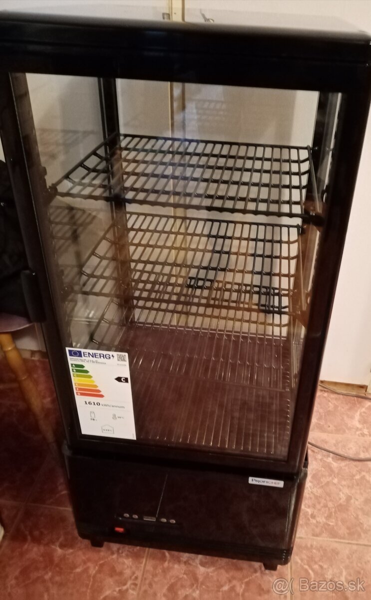 Chladiaca vitrína 78L