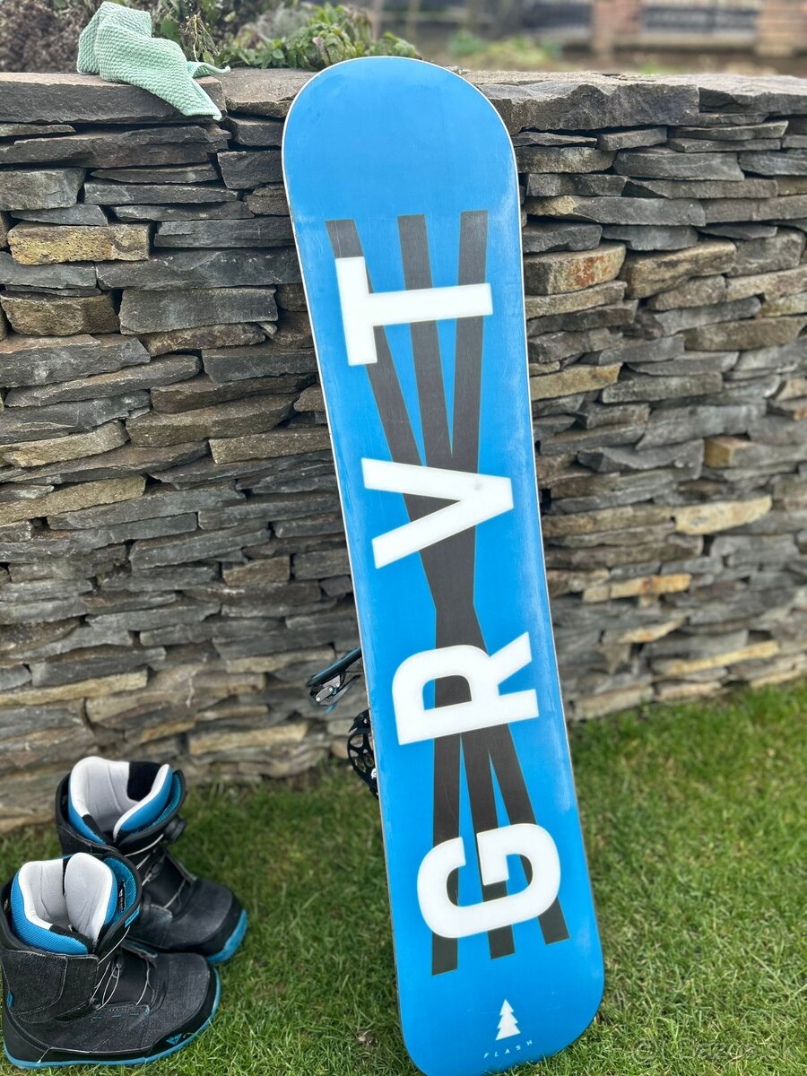 Predám snowboard