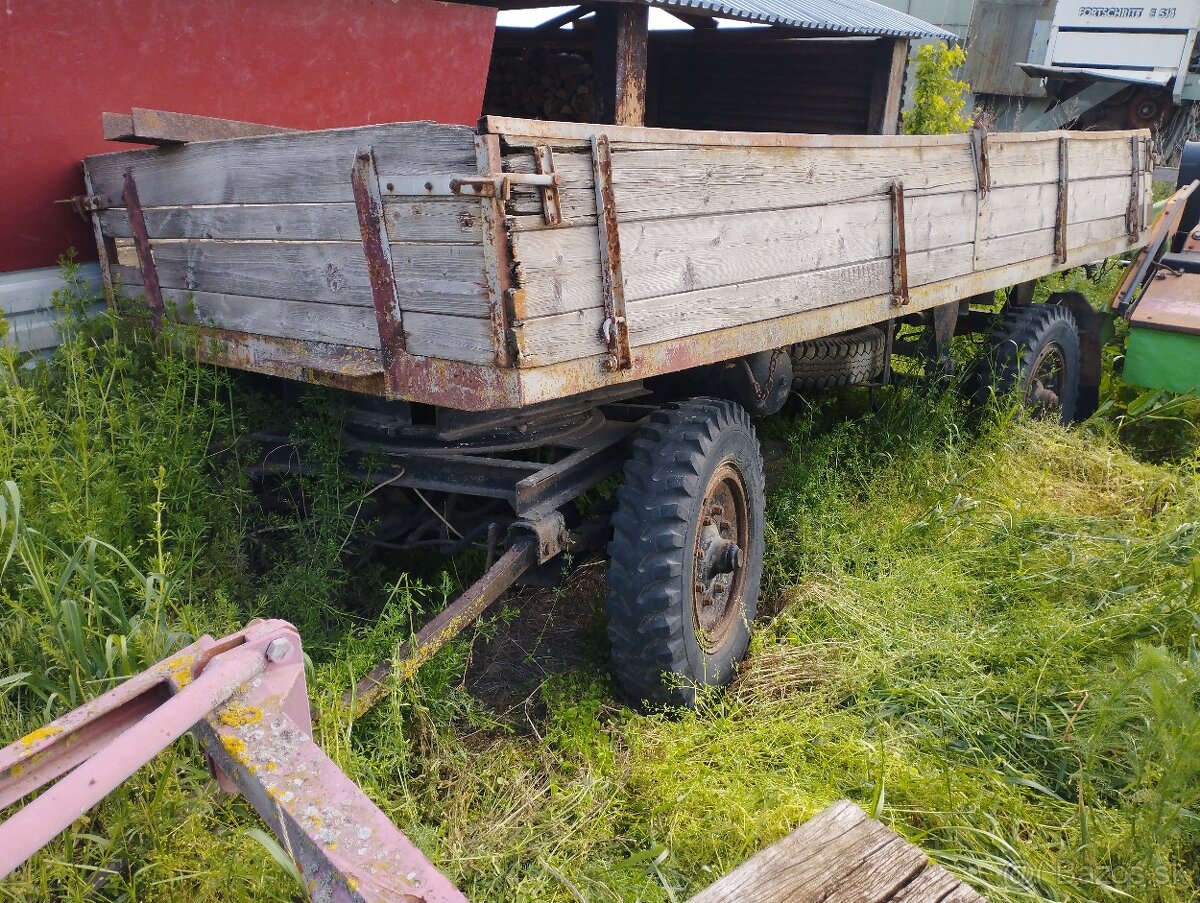 Vlečka, prives