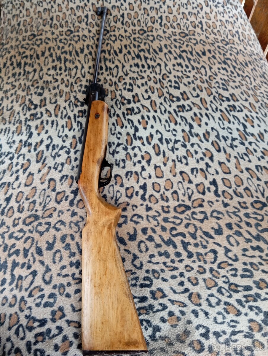 Vzduchovka iz38