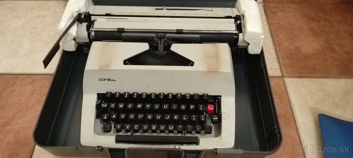 Písací stroj Consul 2226