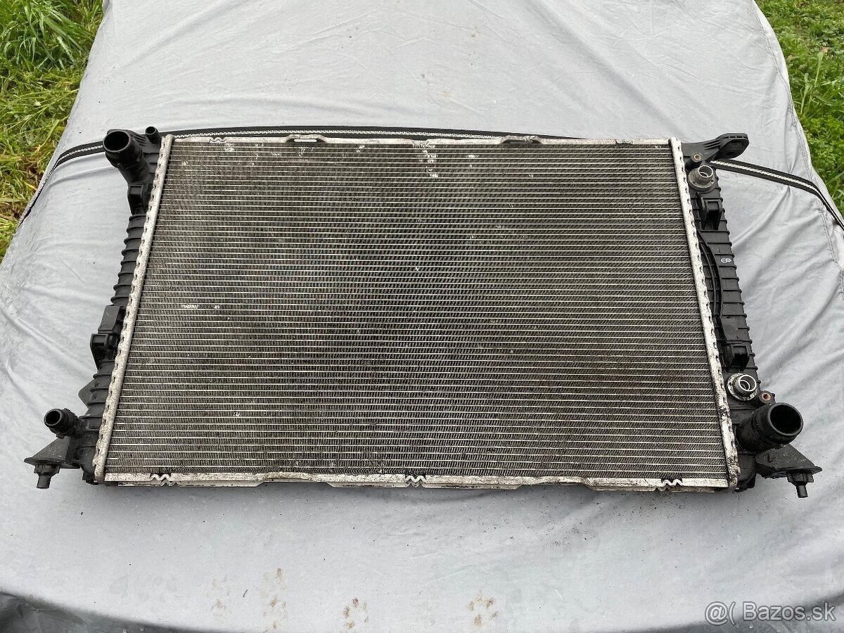 Chladič Audi A6,A5,A4..,3,0tdi