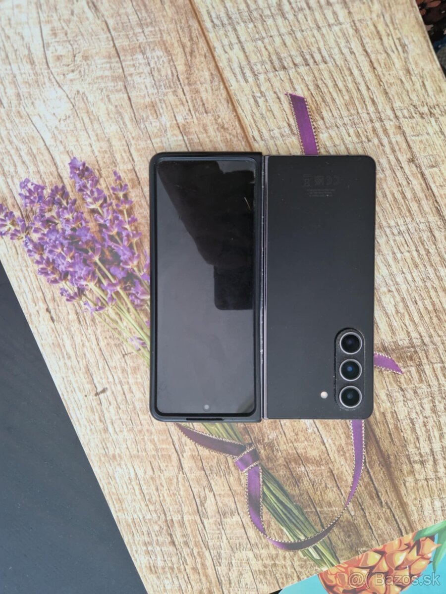 Samsung Zfold 5