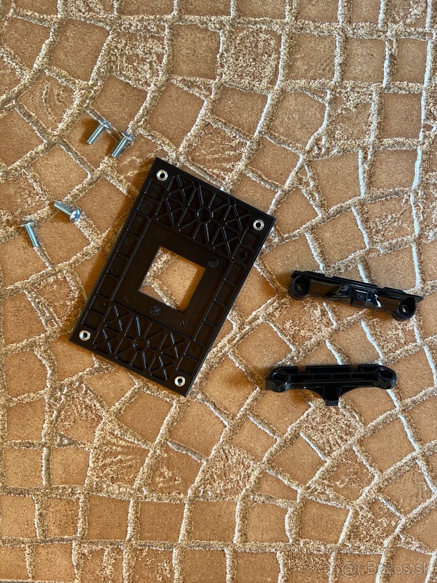 Predám uchytenie AM4 / backplate