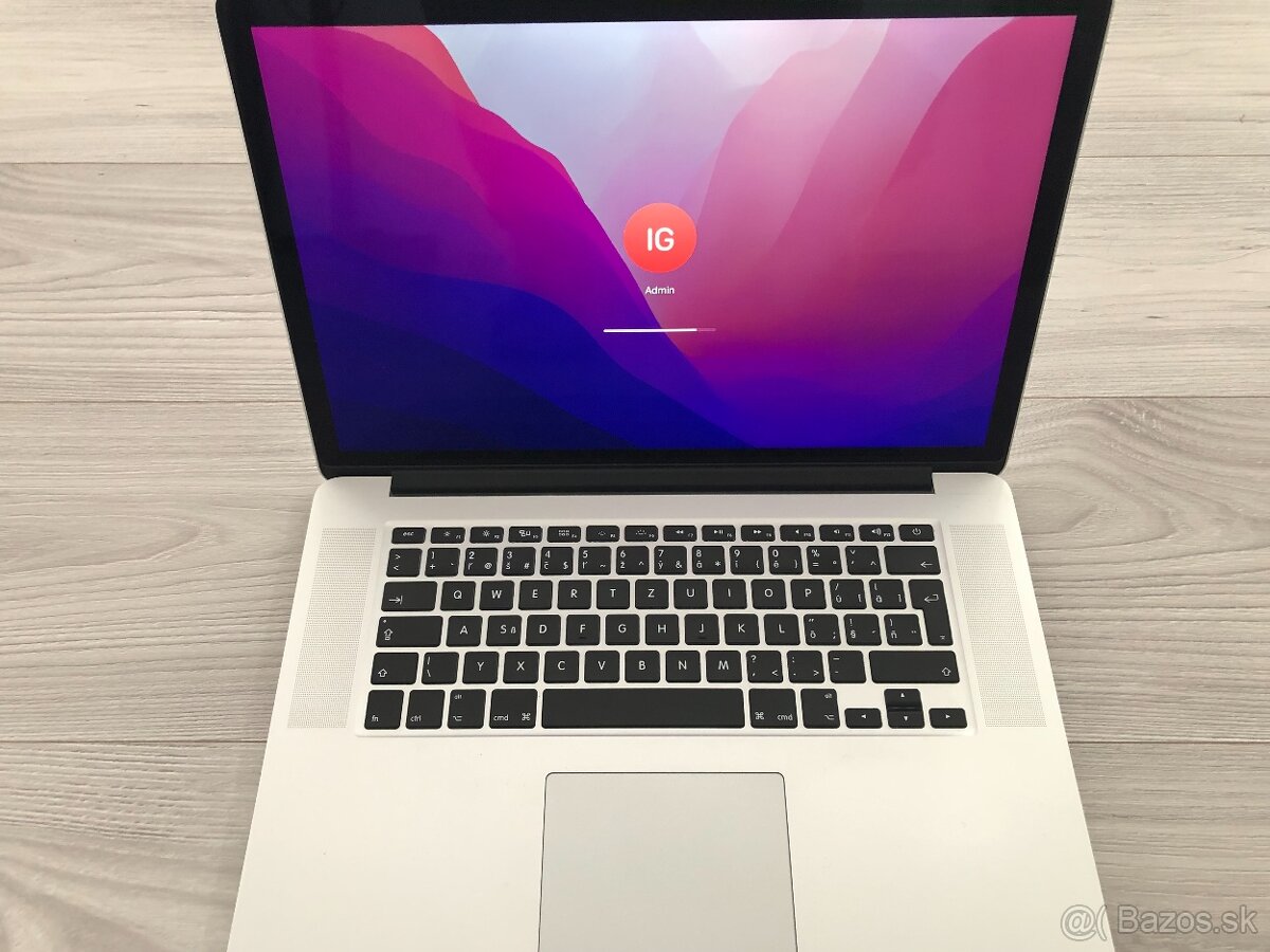 MacBook pro 15” 500gb