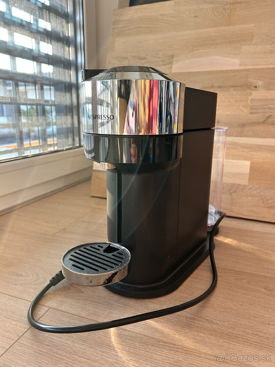 Nespresso kávovar vertuo next chróm