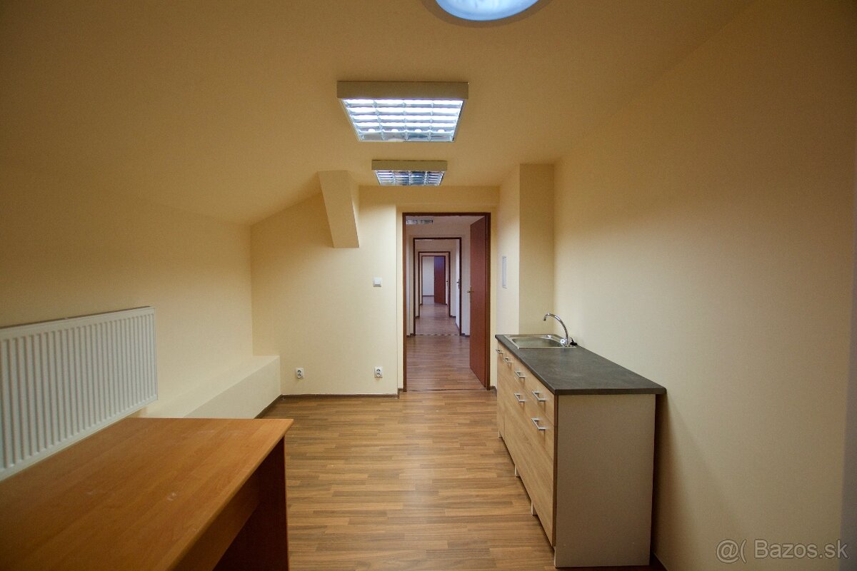 Kancelárske priestory - 6 miestností - 73 m2 – Košice