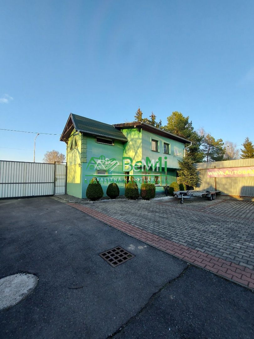 Objekt na podnikanie-Lučenec- na predaj