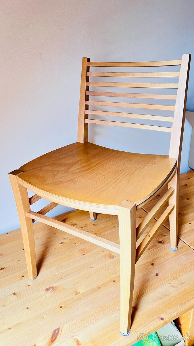 Bukové stoličky