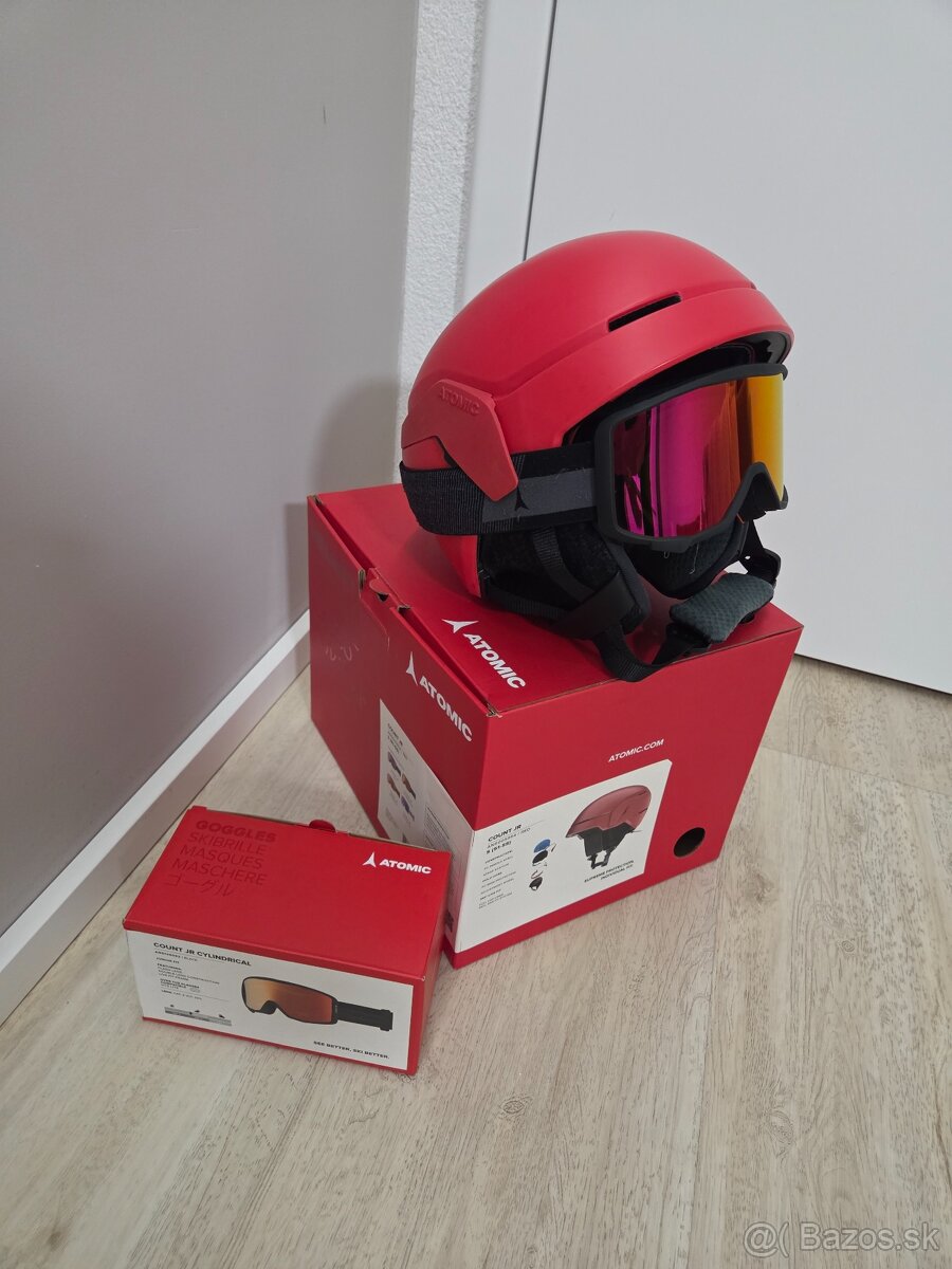 Lyziarska prilba a okuliare atomic