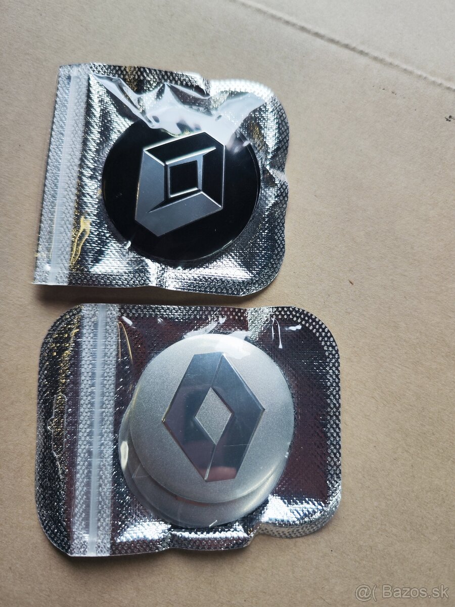 NÁLEPKY = RENAULT = 3D