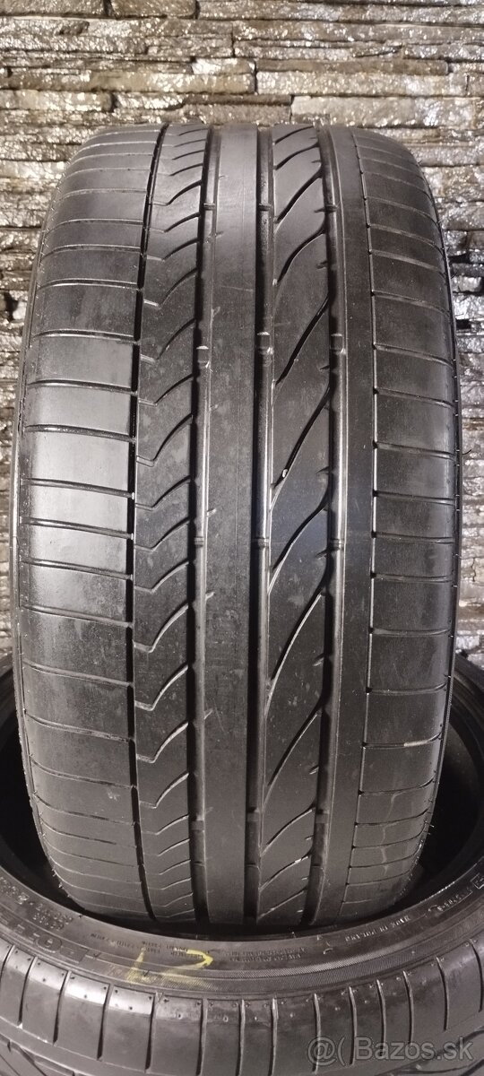 Bridgestone Potenza RE050A 255/35 R18 Letné