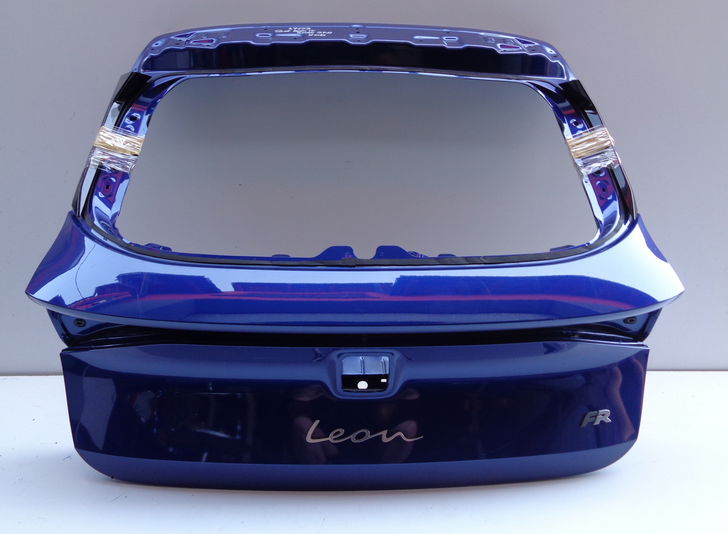Seat Leon IV 4 kombi 2020- 5. piate kufrové dvere kufor