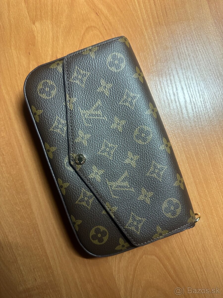 Louis Vuitton purse