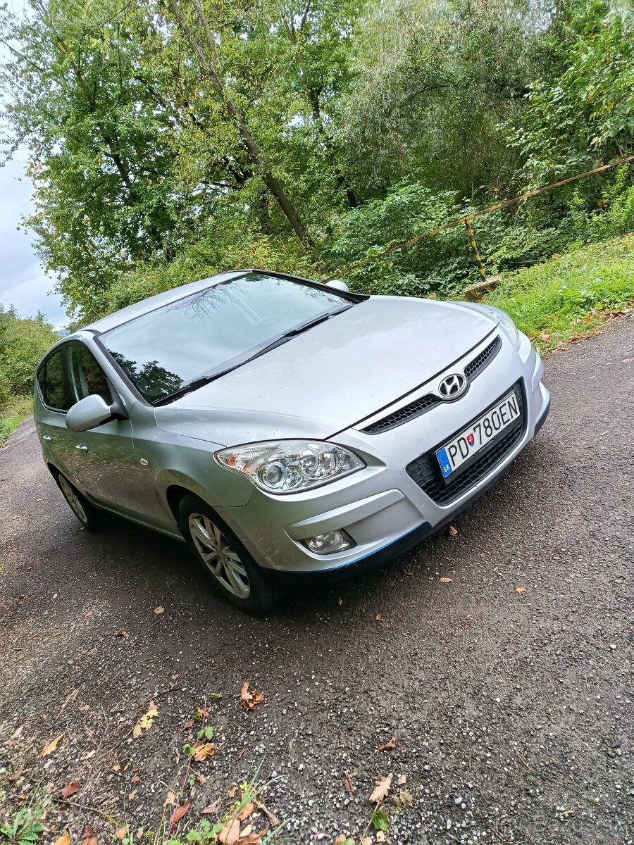 predam Hyundai  i30 1,4 benzin