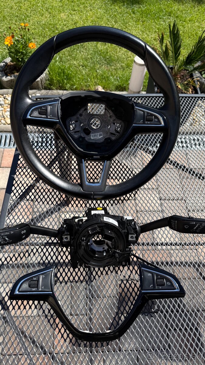 Multifunkčný kožený volant škoda octavia 3