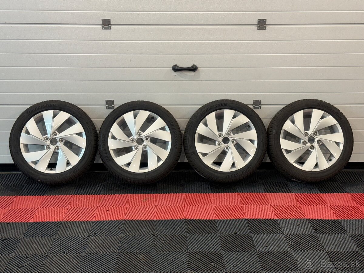 VW GOLF VIII 8 5x112 R17 ET46 ALU Zimne golf 8 205 50 r17