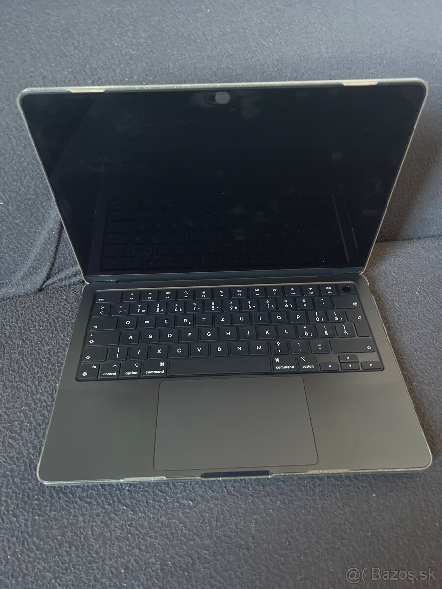 Apple MacBook Air 13″ M3 (2024) – 16 GB RAM,