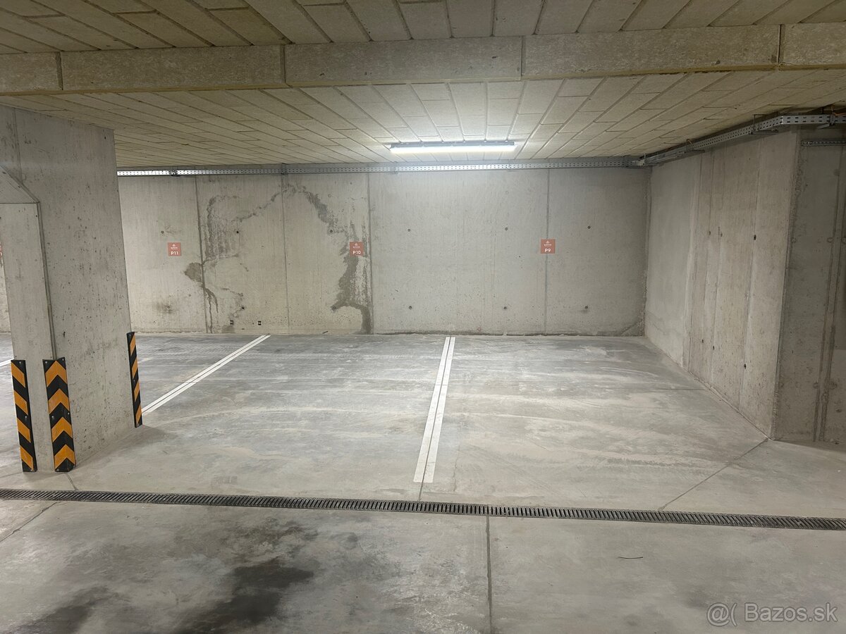 🅿️ Prenajmem garážové státie – Panorama Residence, (pri MAXe