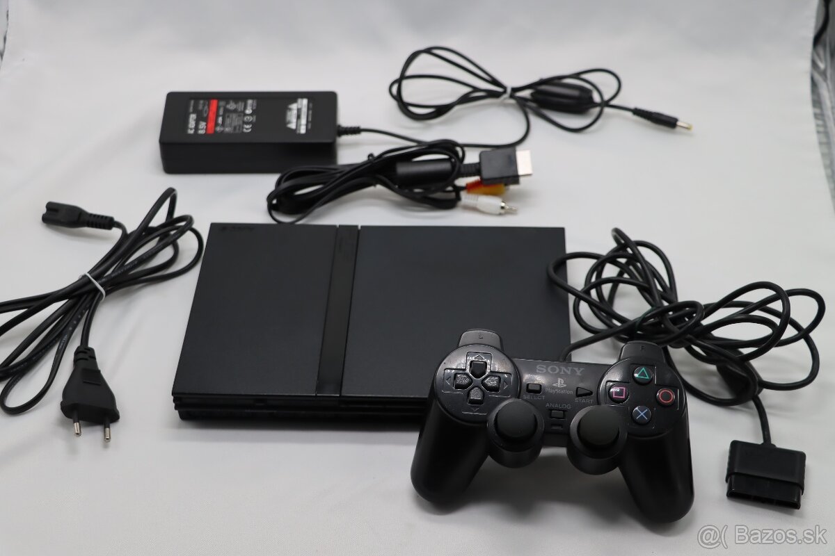 PS2 Slim SCPH-77004 + originál ovládač + káble