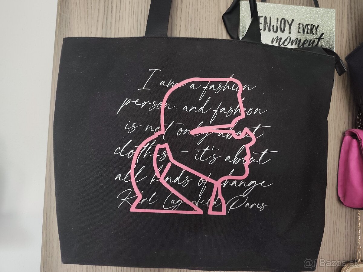 Kabelka Karl Lagerfeld. Zakupena