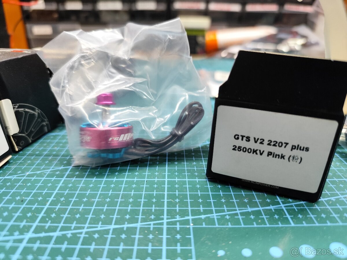 RCinpower gts v2 2207 2500kv 5ks